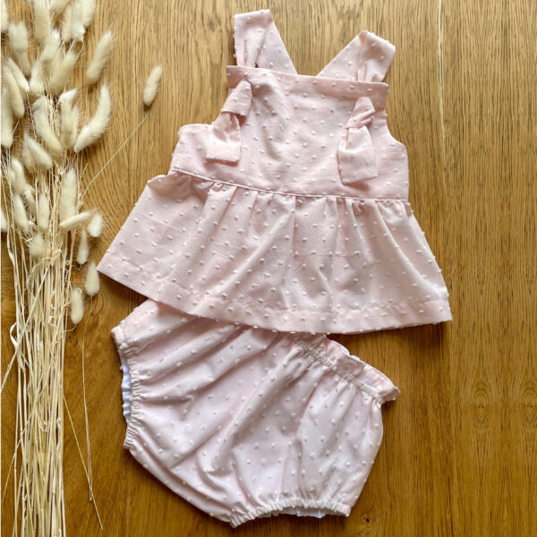 ensemble bloomer leonie et top alaina pour bebe et fille en coton plumetis rose