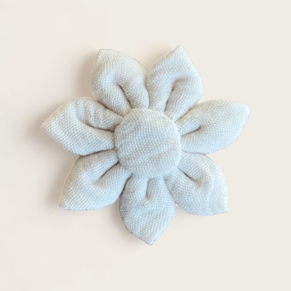 broche fleur en tissu elise little eole gaze coton écru