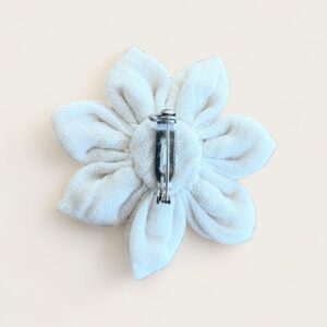 ELISE – Broche Fleur en Tissu