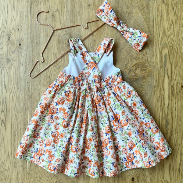 robe Noémie imprimé de roses orange dos