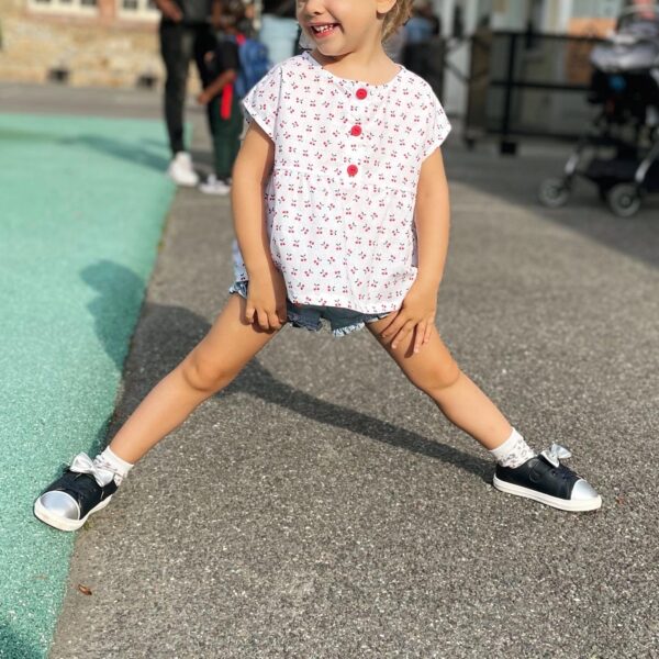 blouse Olivia little eole portée sur fillette